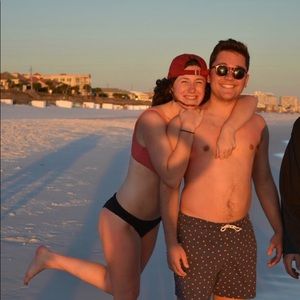 Meet your Posher, Cash